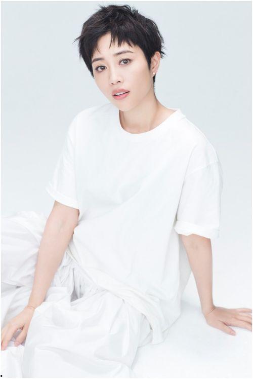 演员张龄心图片,光影交织下的演技魅力